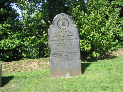 NW Section Gravestones_20100525_2150