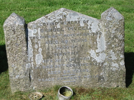 NW Section Gravestones_20100525_2159